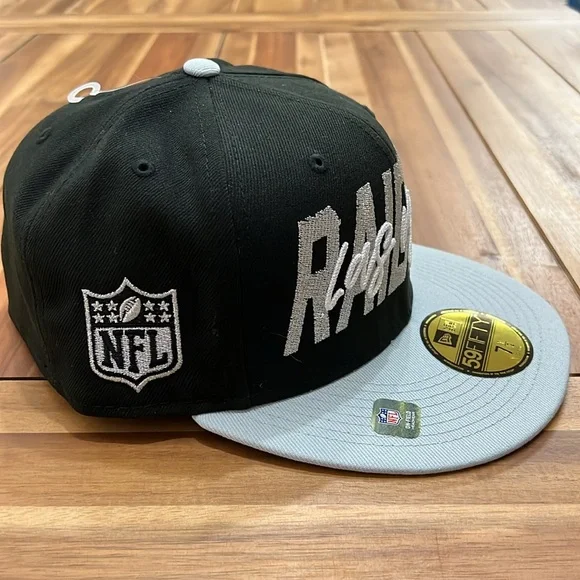 Las Vegas Raiders fitted hat